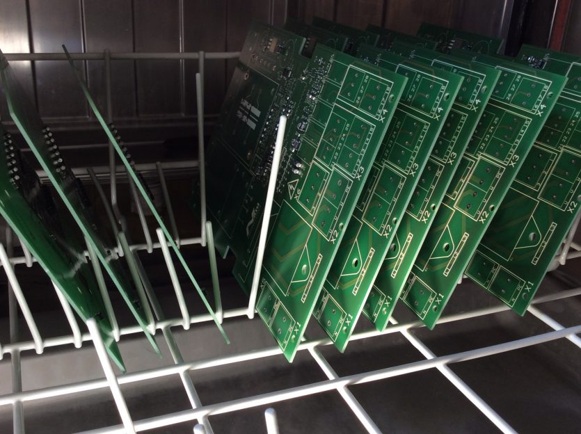 Leiterplattenbestückung Waschen